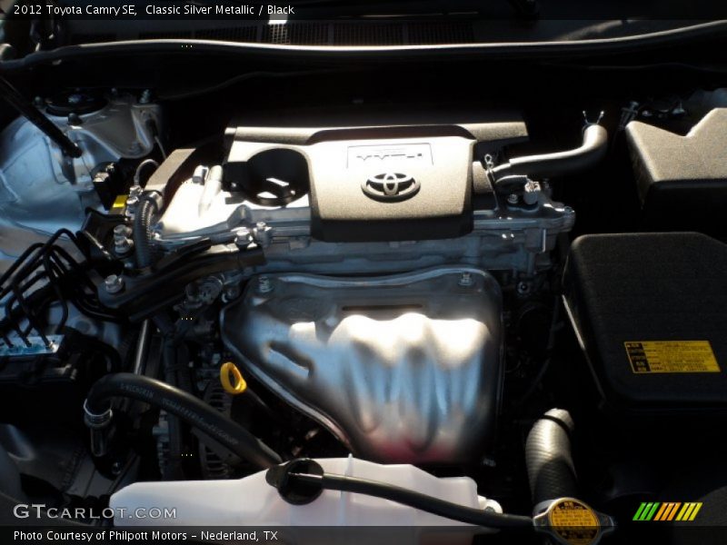 Classic Silver Metallic / Black 2012 Toyota Camry SE