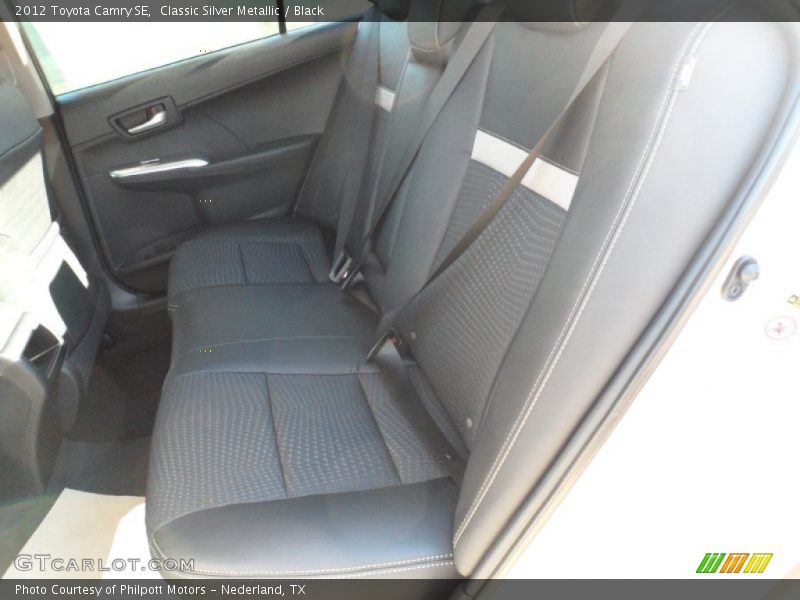 Classic Silver Metallic / Black 2012 Toyota Camry SE