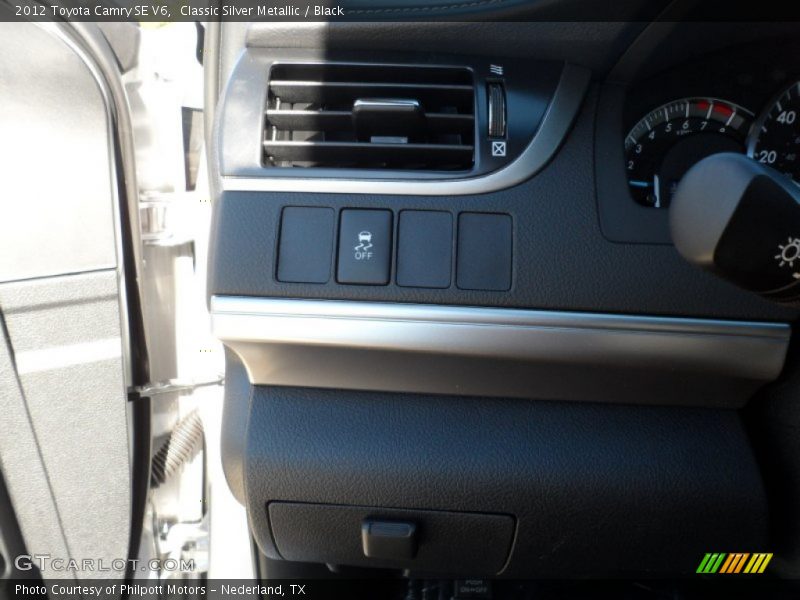 Classic Silver Metallic / Black 2012 Toyota Camry SE V6