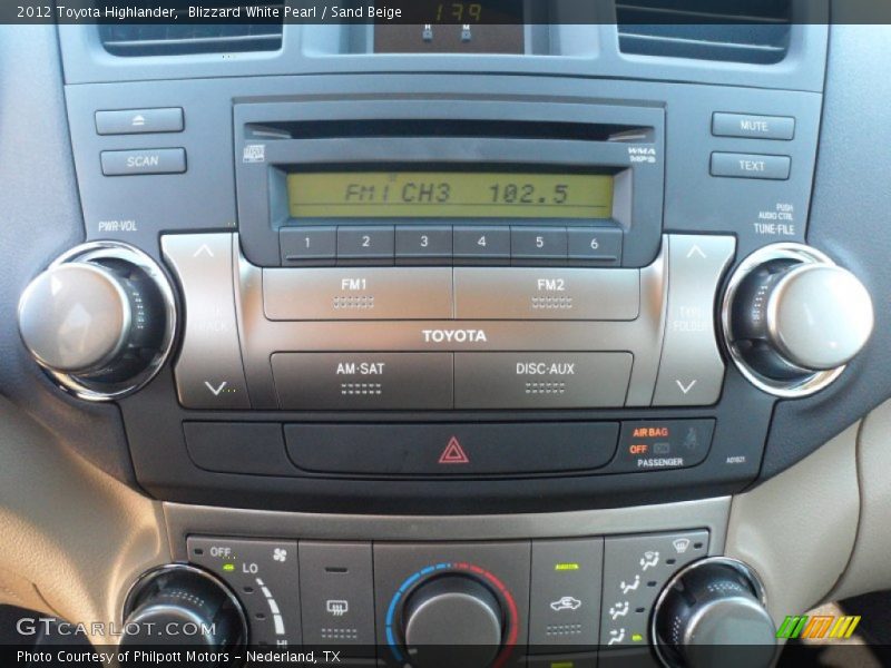 Blizzard White Pearl / Sand Beige 2012 Toyota Highlander