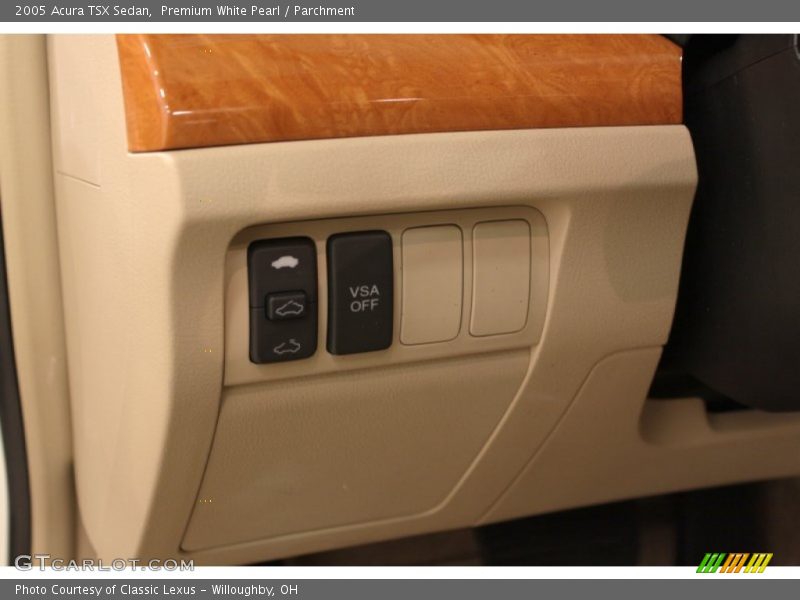 Premium White Pearl / Parchment 2005 Acura TSX Sedan