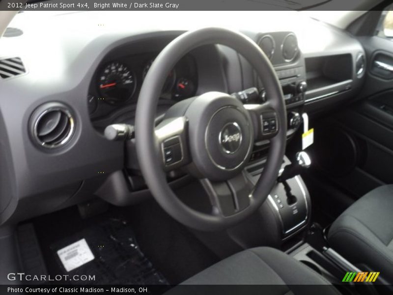 Bright White / Dark Slate Gray 2012 Jeep Patriot Sport 4x4