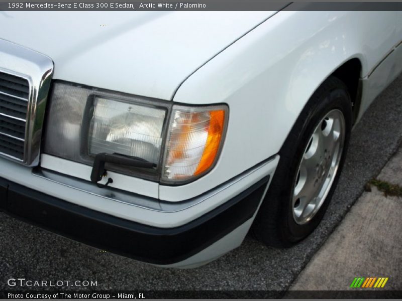 Arctic White / Palomino 1992 Mercedes-Benz E Class 300 E Sedan