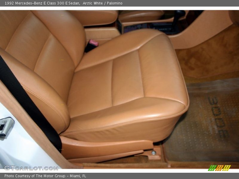Arctic White / Palomino 1992 Mercedes-Benz E Class 300 E Sedan