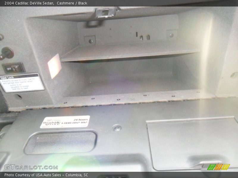 Cashmere / Black 2004 Cadillac DeVille Sedan