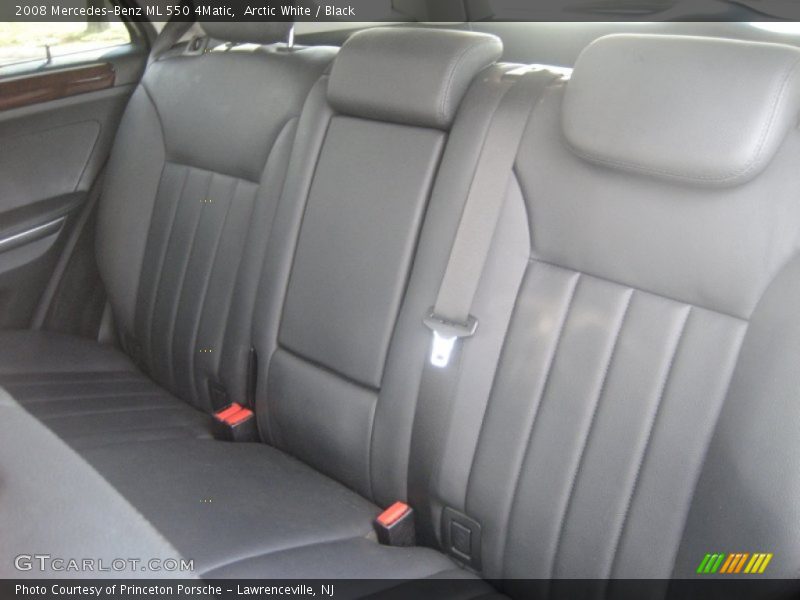 Arctic White / Black 2008 Mercedes-Benz ML 550 4Matic