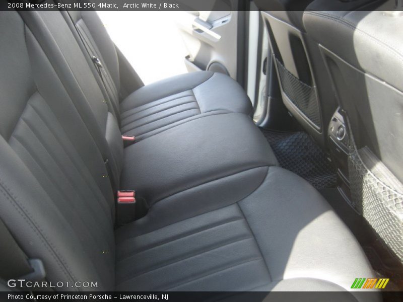 Arctic White / Black 2008 Mercedes-Benz ML 550 4Matic