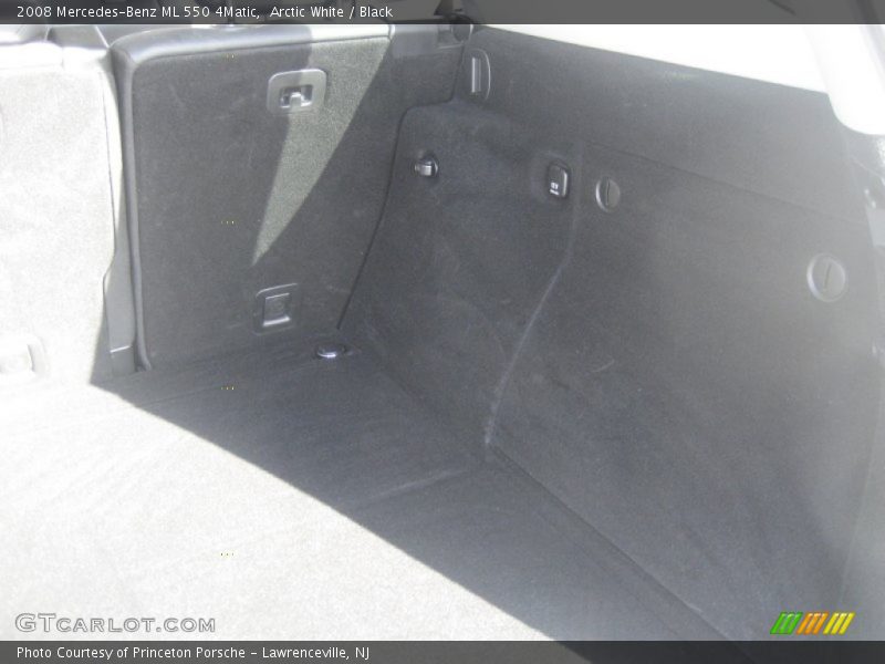 Arctic White / Black 2008 Mercedes-Benz ML 550 4Matic