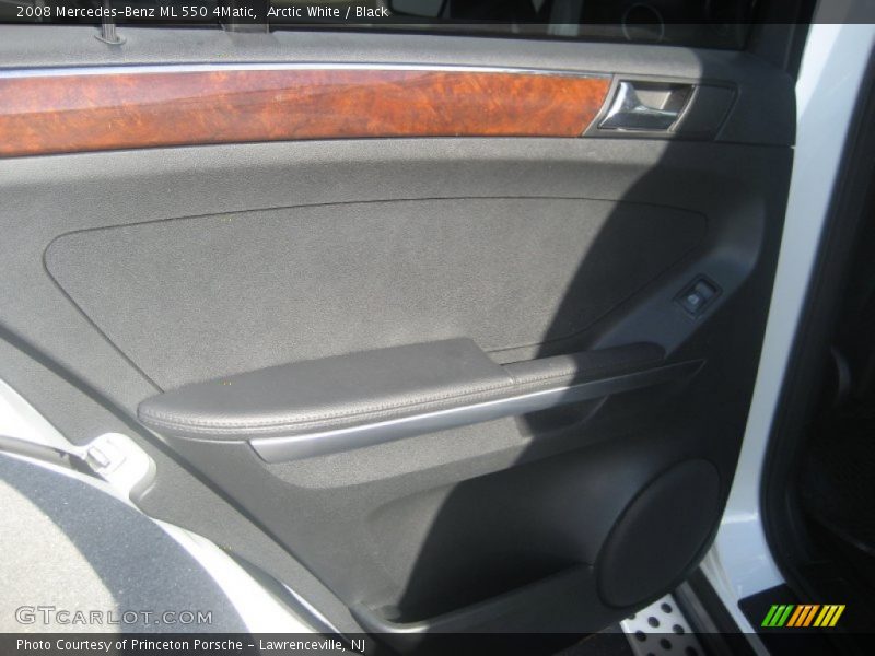 Arctic White / Black 2008 Mercedes-Benz ML 550 4Matic