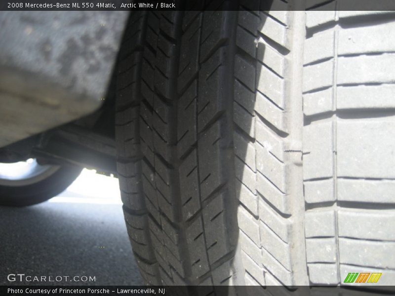 Arctic White / Black 2008 Mercedes-Benz ML 550 4Matic