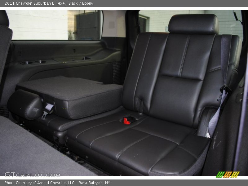 Black / Ebony 2011 Chevrolet Suburban LT 4x4