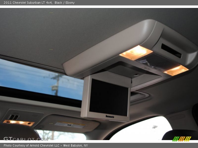 Black / Ebony 2011 Chevrolet Suburban LT 4x4