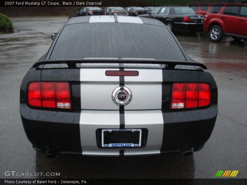 Black / Dark Charcoal 2007 Ford Mustang GT Coupe