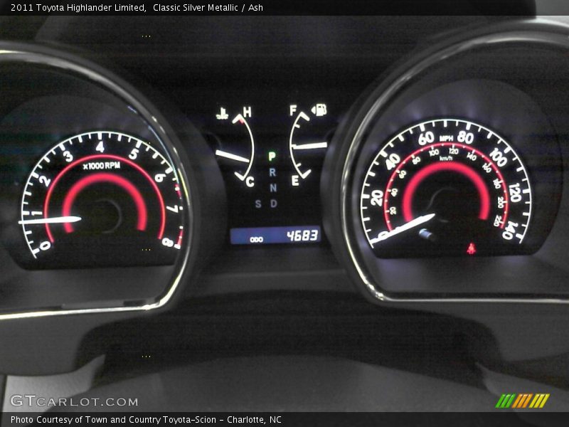 Classic Silver Metallic / Ash 2011 Toyota Highlander Limited