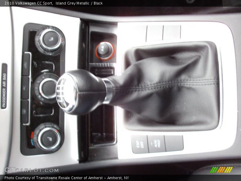Island Grey Metallic / Black 2010 Volkswagen CC Sport
