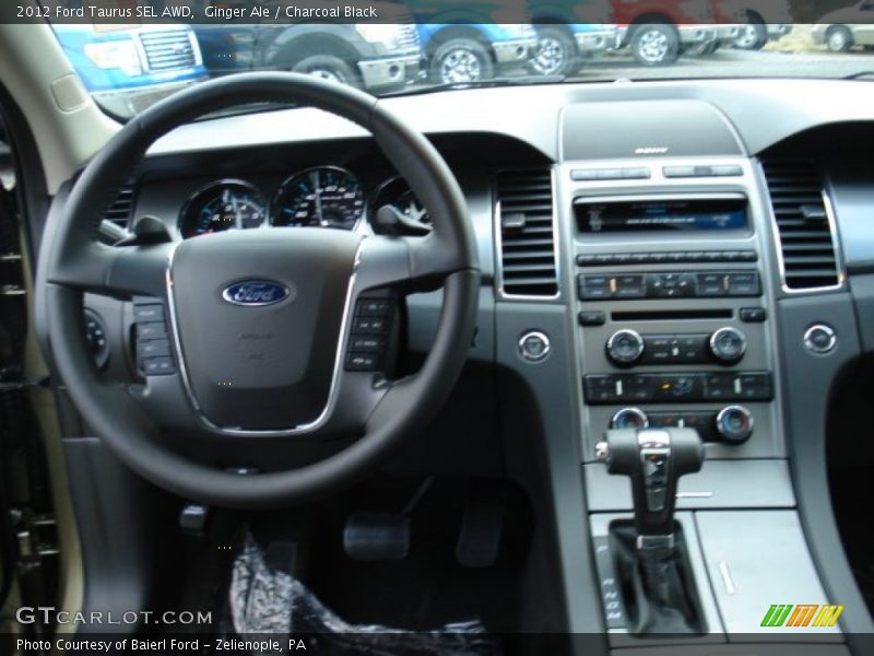 Dashboard of 2012 Taurus SEL AWD