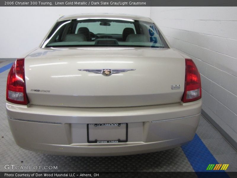 Linen Gold Metallic / Dark Slate Gray/Light Graystone 2006 Chrysler 300 Touring