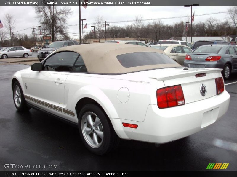Performance White / Medium Parchment 2008 Ford Mustang V6 Deluxe Convertible