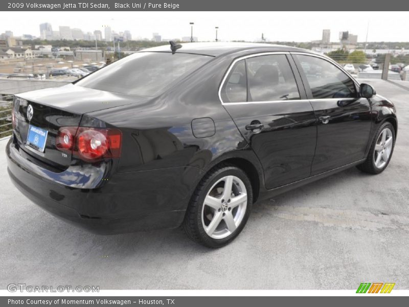 Black Uni / Pure Beige 2009 Volkswagen Jetta TDI Sedan