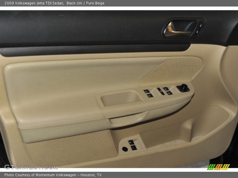 Black Uni / Pure Beige 2009 Volkswagen Jetta TDI Sedan