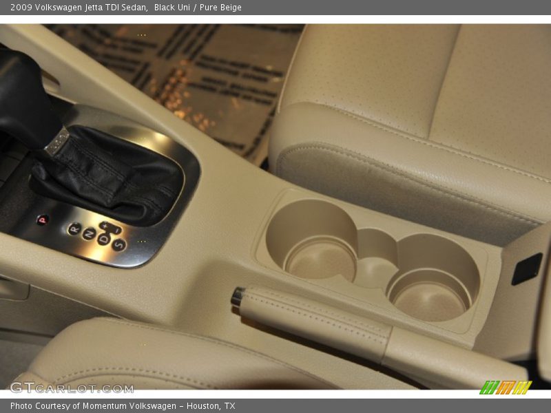 Black Uni / Pure Beige 2009 Volkswagen Jetta TDI Sedan
