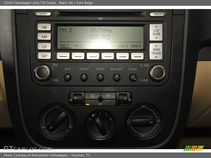 Black Uni / Pure Beige 2009 Volkswagen Jetta TDI Sedan