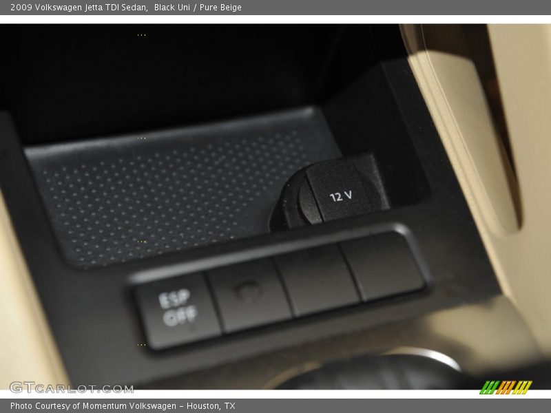 Black Uni / Pure Beige 2009 Volkswagen Jetta TDI Sedan