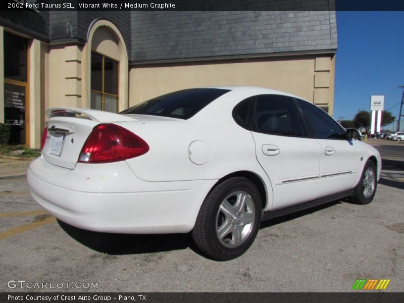 Vibrant White / Medium Graphite 2002 Ford Taurus SEL