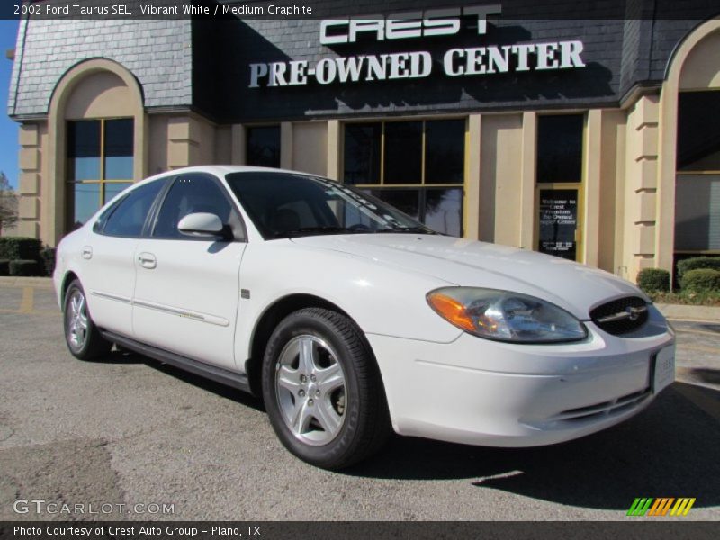 Vibrant White / Medium Graphite 2002 Ford Taurus SEL