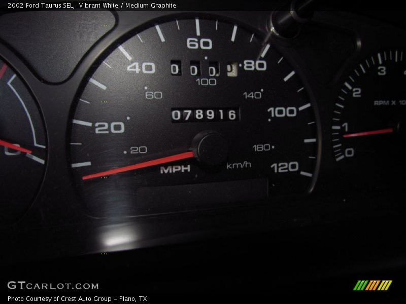 Vibrant White / Medium Graphite 2002 Ford Taurus SEL