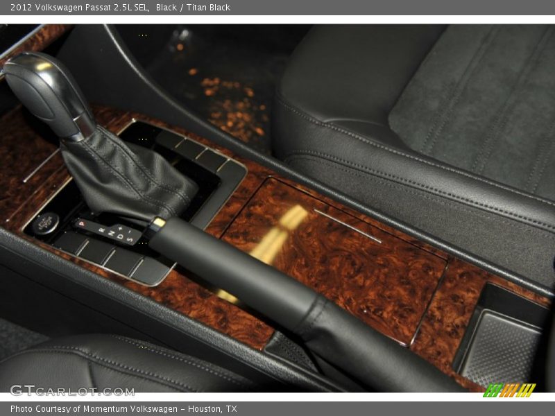 Black / Titan Black 2012 Volkswagen Passat 2.5L SEL