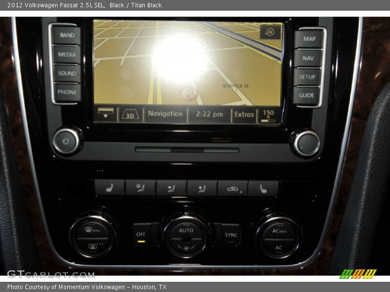 Black / Titan Black 2012 Volkswagen Passat 2.5L SEL