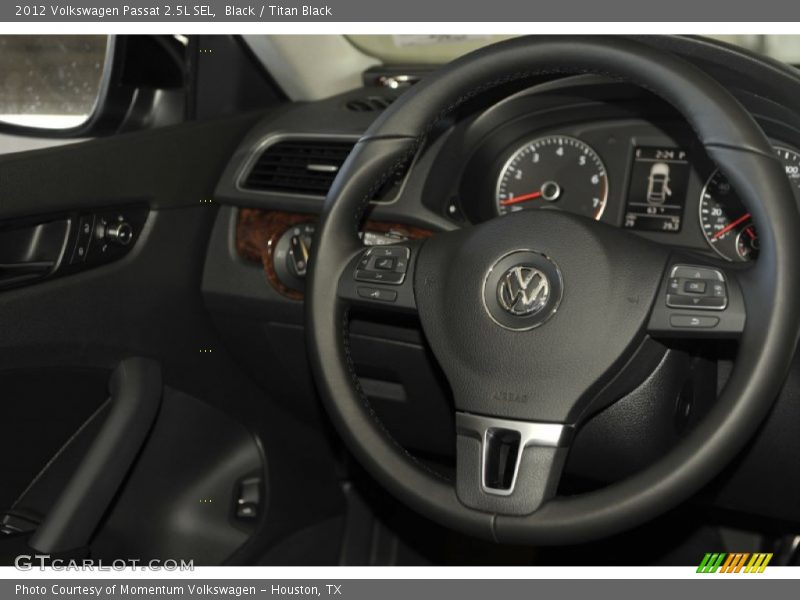 Black / Titan Black 2012 Volkswagen Passat 2.5L SEL