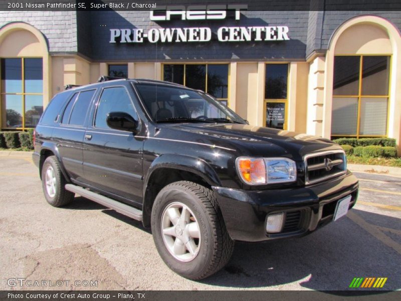 Super Black / Charcoal 2001 Nissan Pathfinder SE