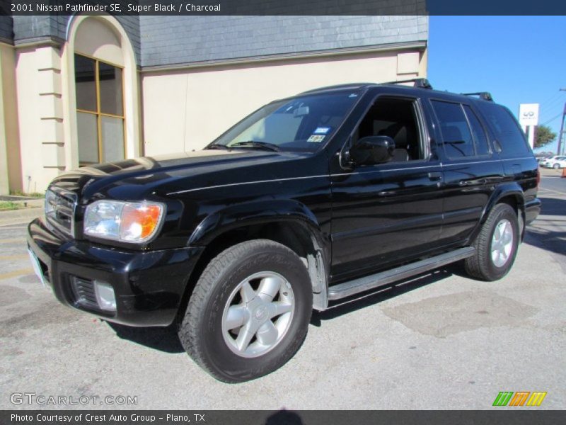 Super Black / Charcoal 2001 Nissan Pathfinder SE