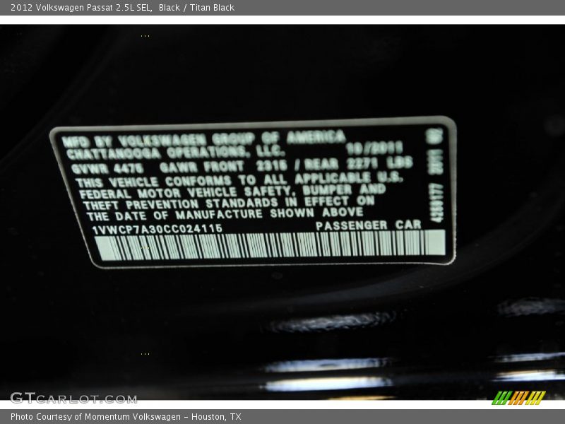 Black / Titan Black 2012 Volkswagen Passat 2.5L SEL
