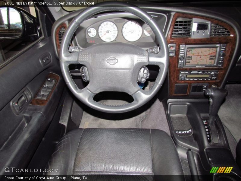 Super Black / Charcoal 2001 Nissan Pathfinder SE