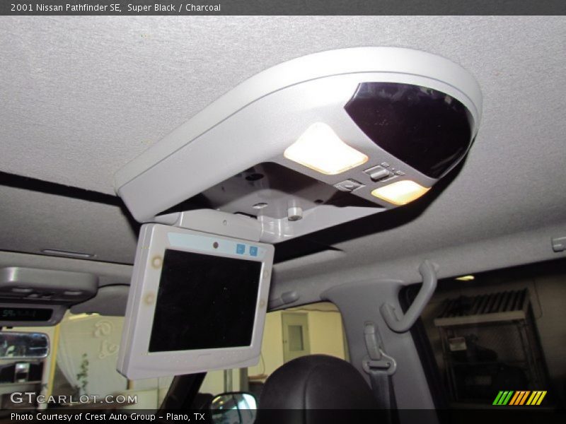 Super Black / Charcoal 2001 Nissan Pathfinder SE