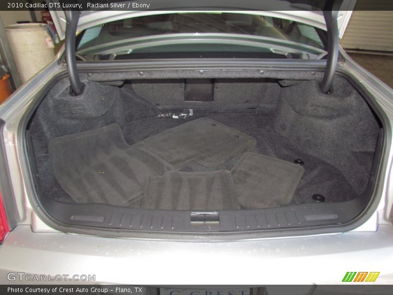Radiant Silver / Ebony 2010 Cadillac DTS Luxury