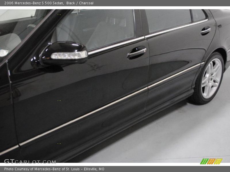 Black / Charcoal 2006 Mercedes-Benz S 500 Sedan