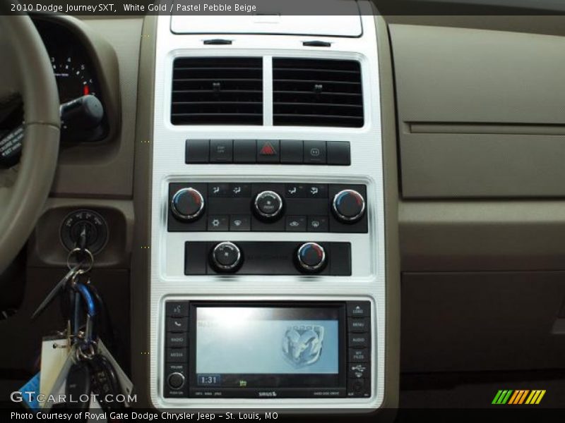 White Gold / Pastel Pebble Beige 2010 Dodge Journey SXT