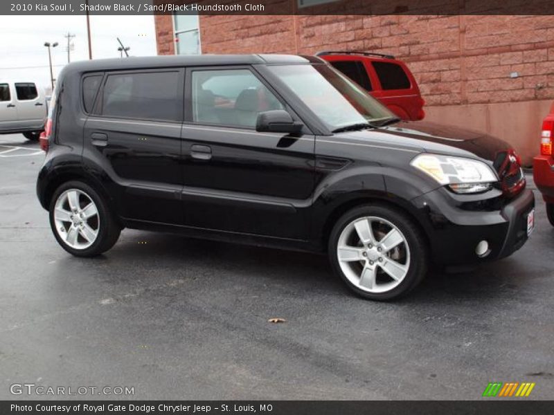 Shadow Black / Sand/Black Houndstooth Cloth 2010 Kia Soul !