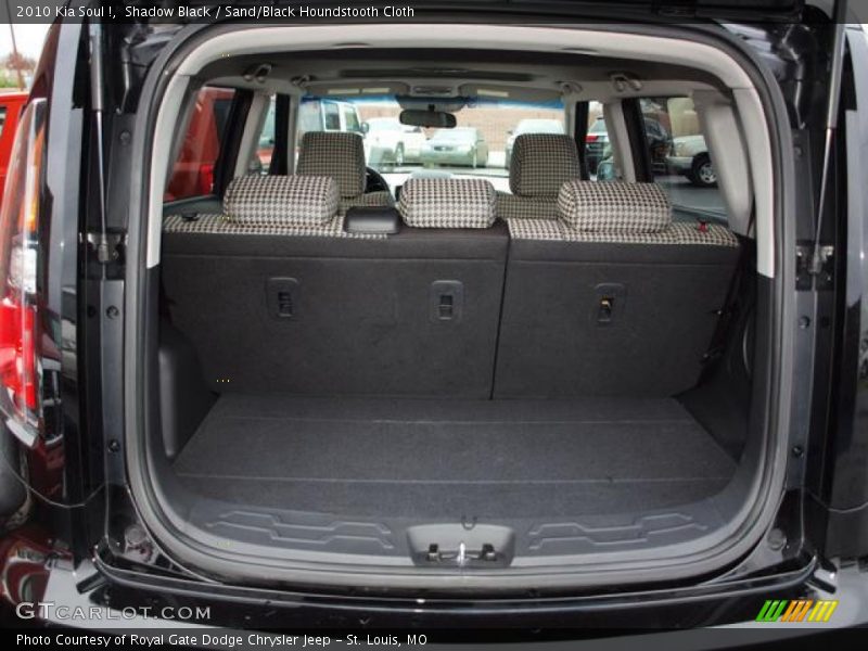 Shadow Black / Sand/Black Houndstooth Cloth 2010 Kia Soul !