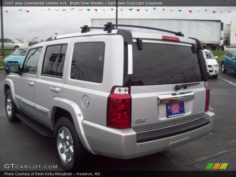 Bright Silver Metallic / Dark Slate Gray/Light Graystone 2007 Jeep Commander Limited 4x4