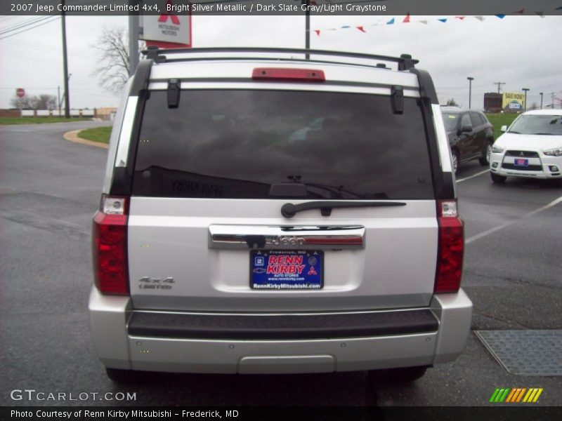 Bright Silver Metallic / Dark Slate Gray/Light Graystone 2007 Jeep Commander Limited 4x4