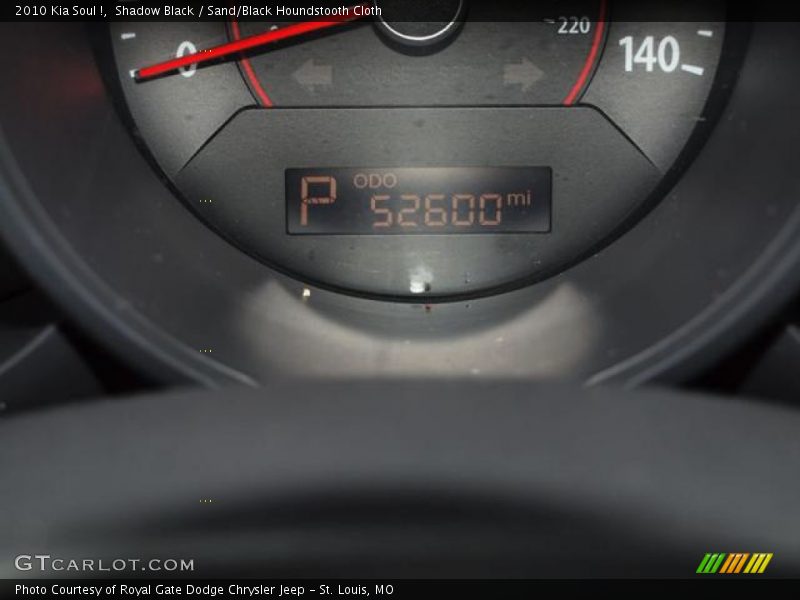 Shadow Black / Sand/Black Houndstooth Cloth 2010 Kia Soul !