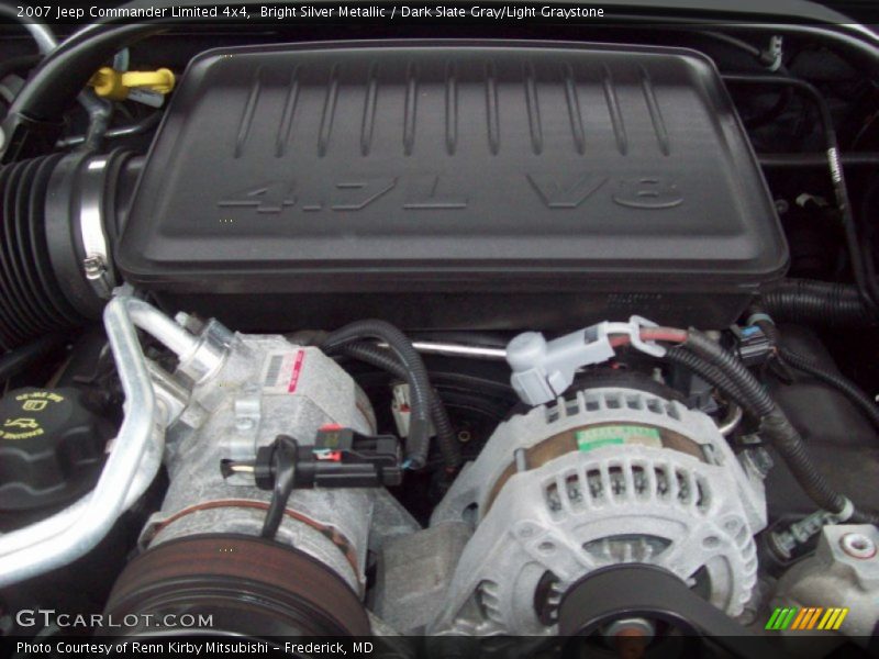 Bright Silver Metallic / Dark Slate Gray/Light Graystone 2007 Jeep Commander Limited 4x4