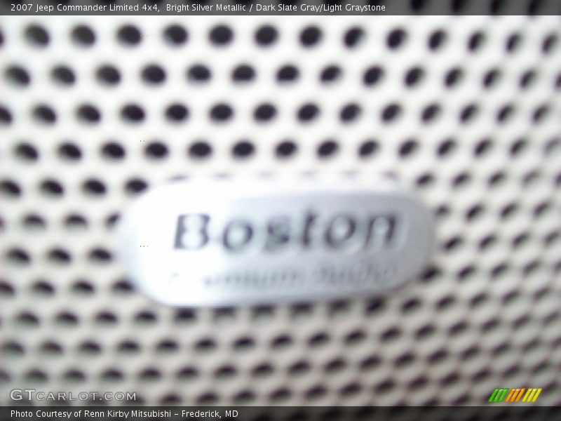 Bright Silver Metallic / Dark Slate Gray/Light Graystone 2007 Jeep Commander Limited 4x4