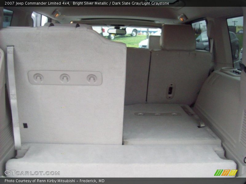 Bright Silver Metallic / Dark Slate Gray/Light Graystone 2007 Jeep Commander Limited 4x4