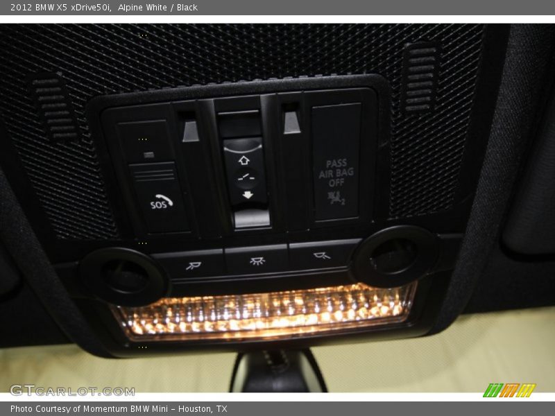 Alpine White / Black 2012 BMW X5 xDrive50i